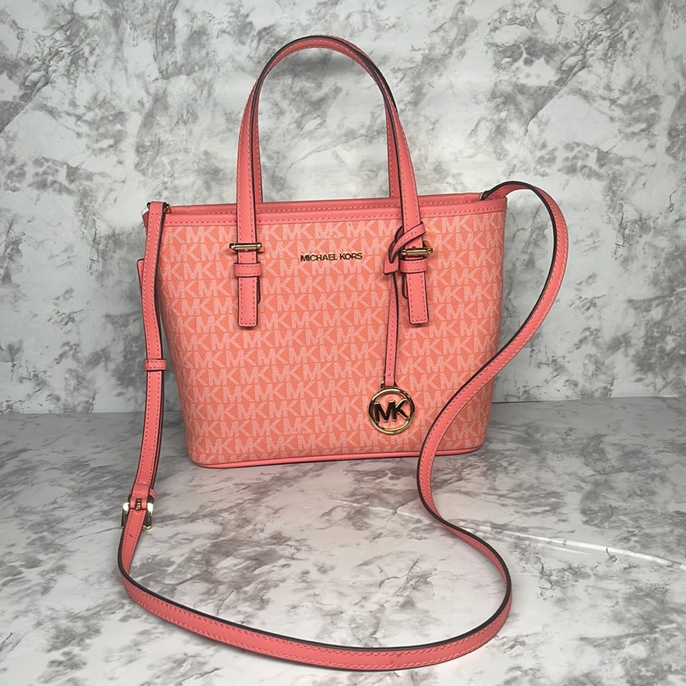 Michael Kors Jet Set Travel - Picture 5 of 7